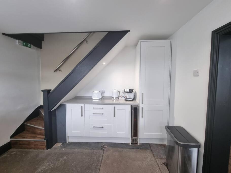 Luxurious Cottage With Hot Tub, Lake District Duddon エクステリア 写真
