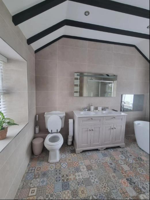Luxurious Cottage With Hot Tub, Lake District Duddon エクステリア 写真